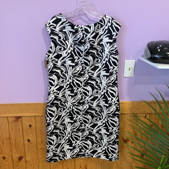 Bianca Nygard Sleeveless Dress - Picture 3 of 6